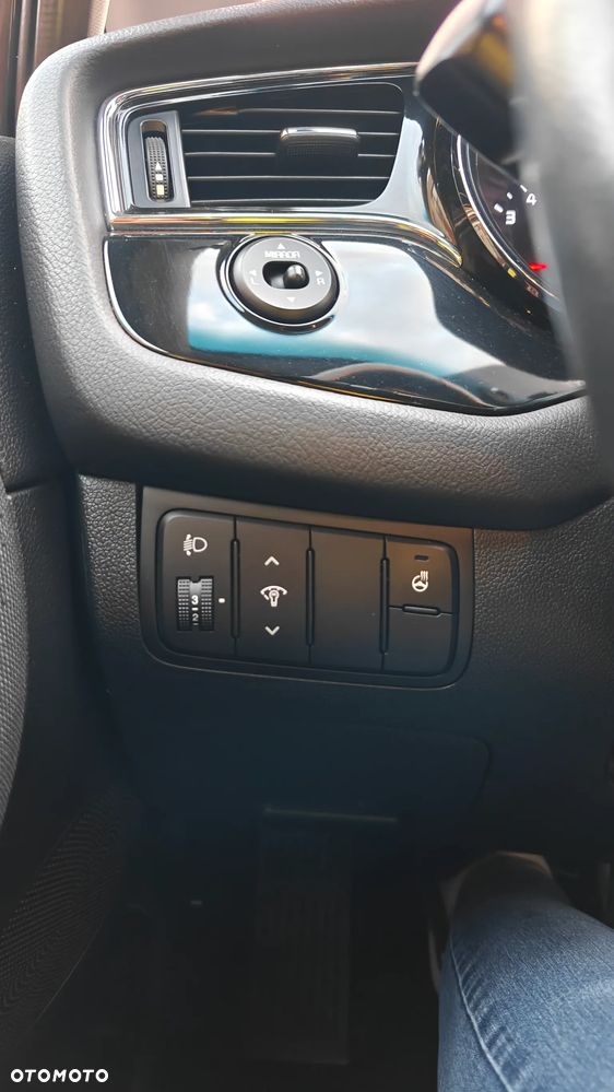 Kia Ceed 1.6 CRDi 136 ISG Spirit - 10