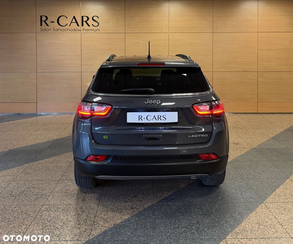 Jeep Compass - 4
