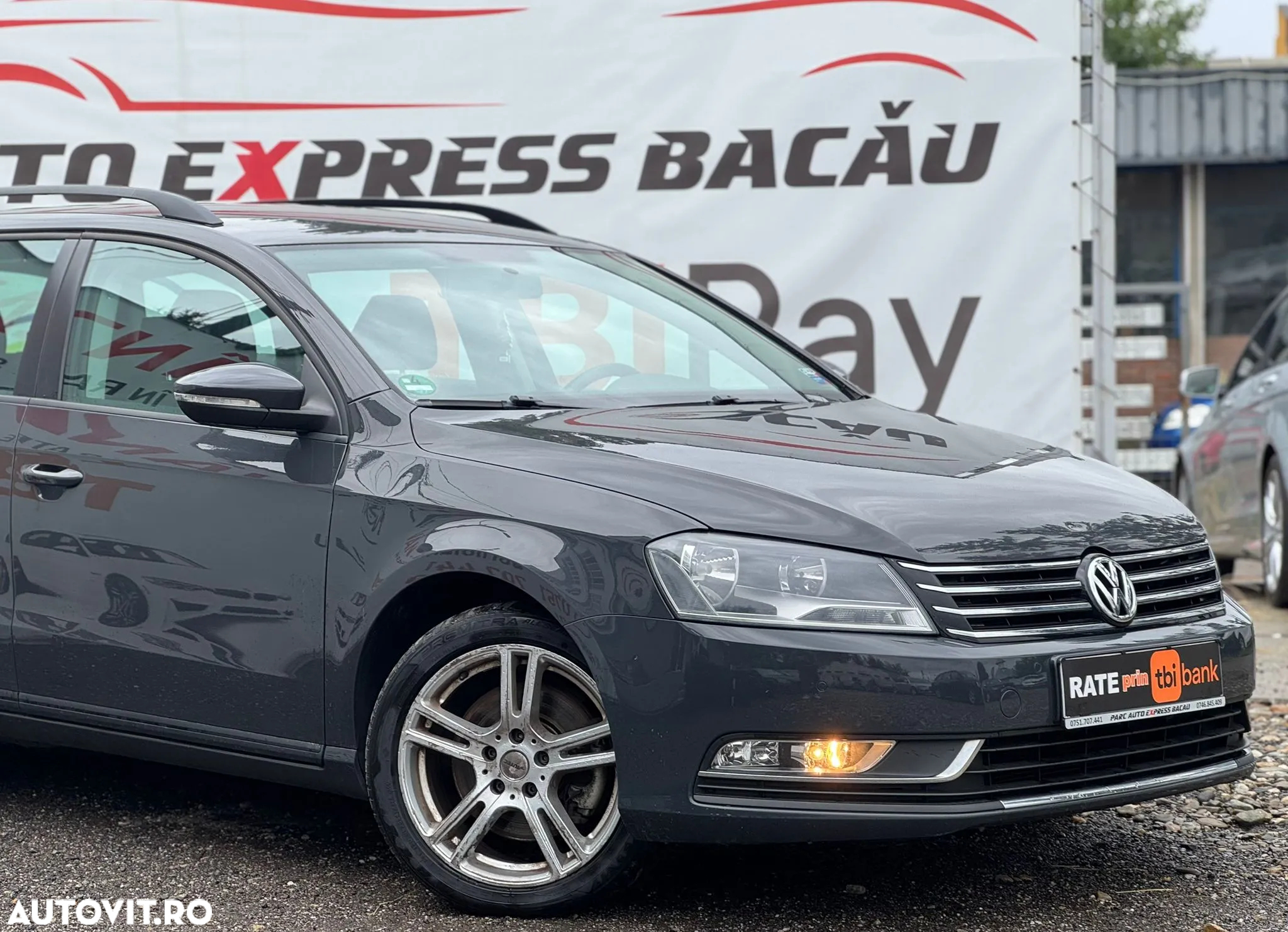 Volkswagen Passat Variant 2.0 TDI BlueMotion Technology DSG Trendline - 13