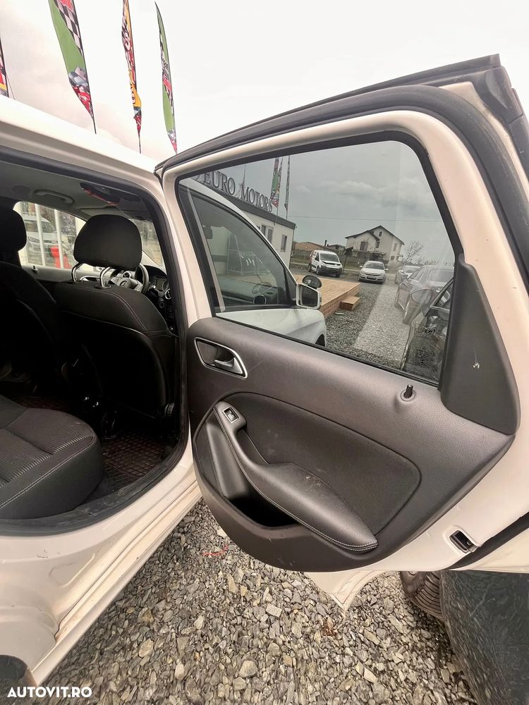 Mercedes-Benz B 220 - 14