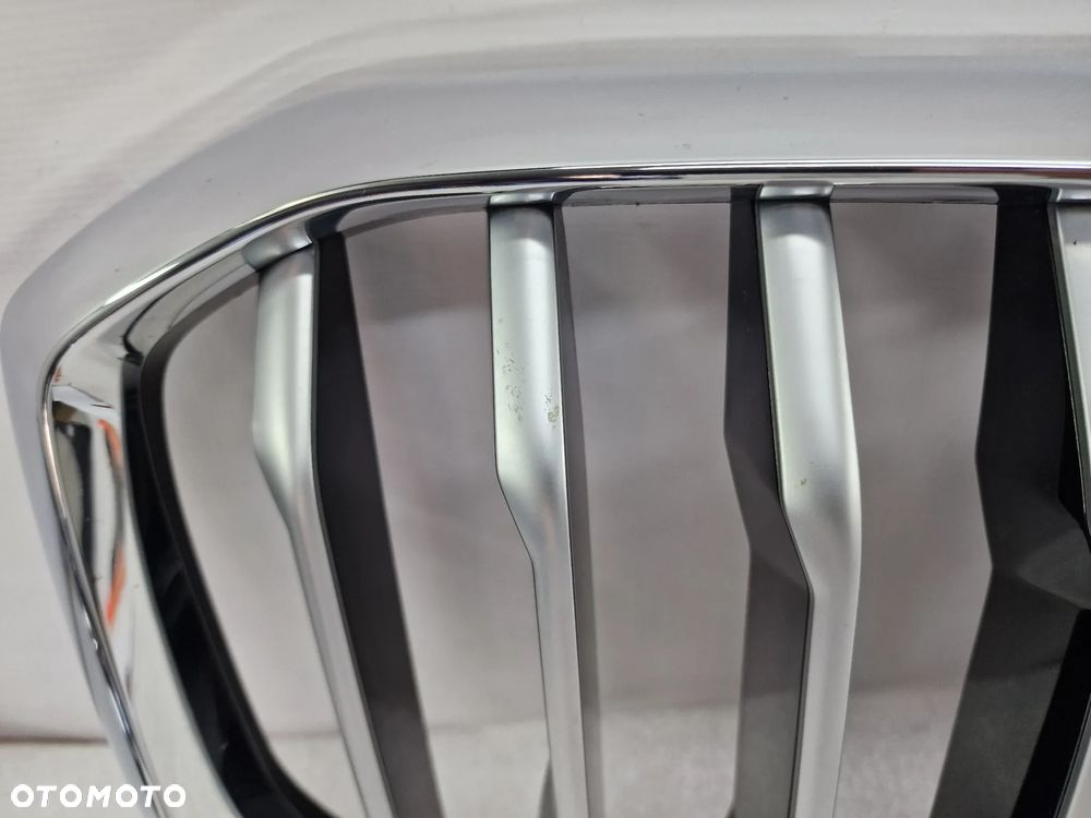 BMW X5 G05 19- ATRAPA / NERKI / GRILL PRZEDNI PRZÓD SATYNA + CHROM , NR 7454887 / 7454888 , NR AUKCJI GL403 - 17