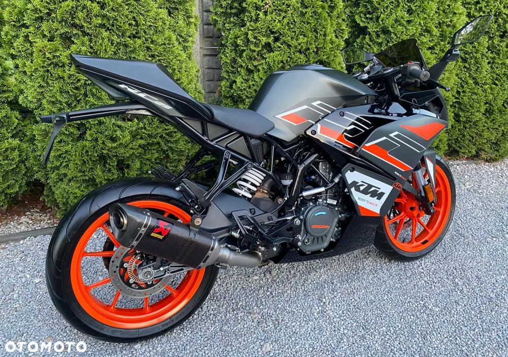 KTM RC 125 - 3