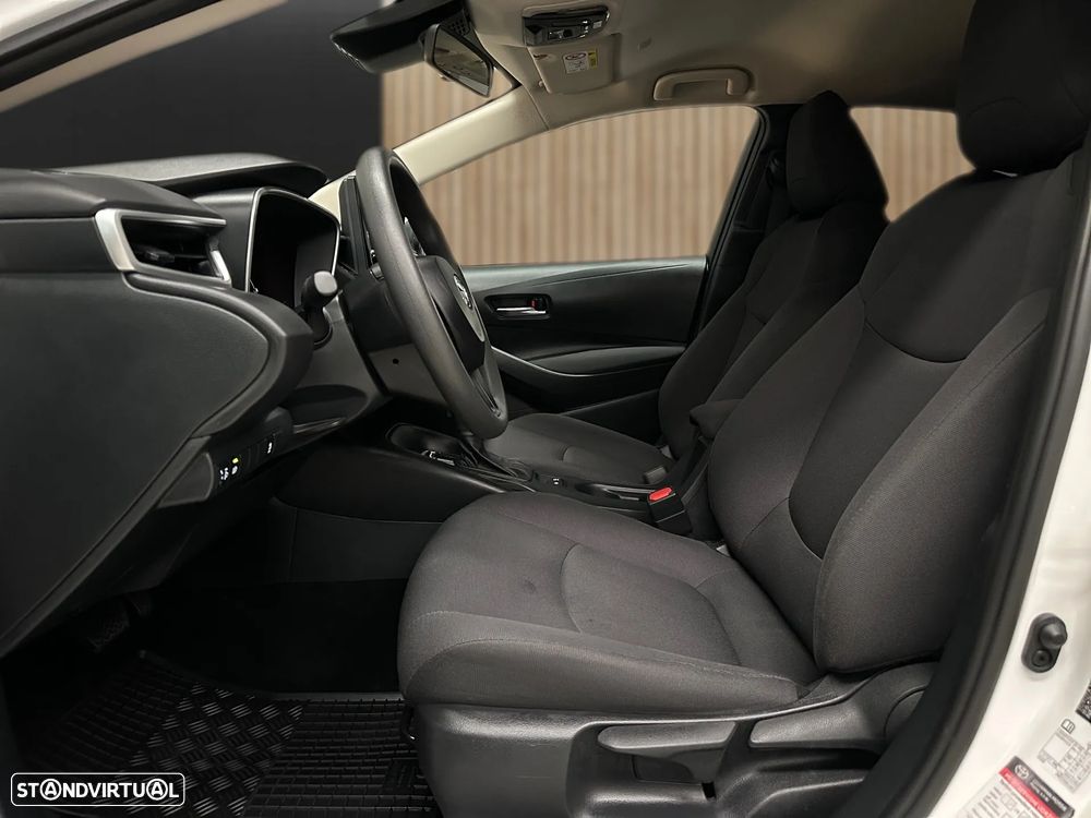 Toyota Corolla 1.8 Hybrid Active - 10