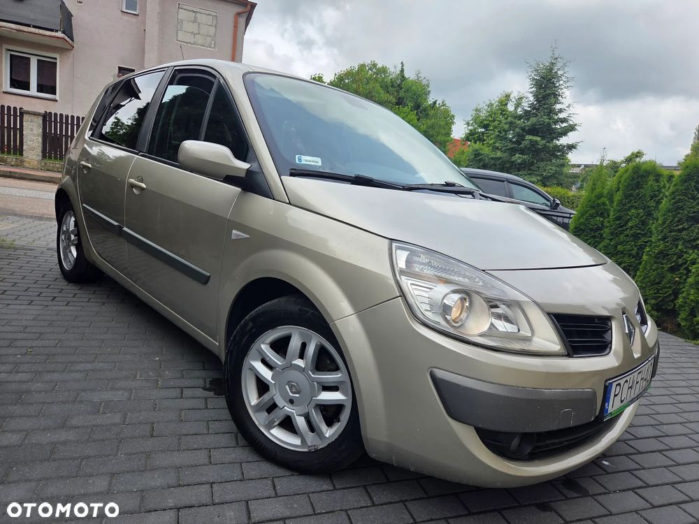 Renault Scenic - 11