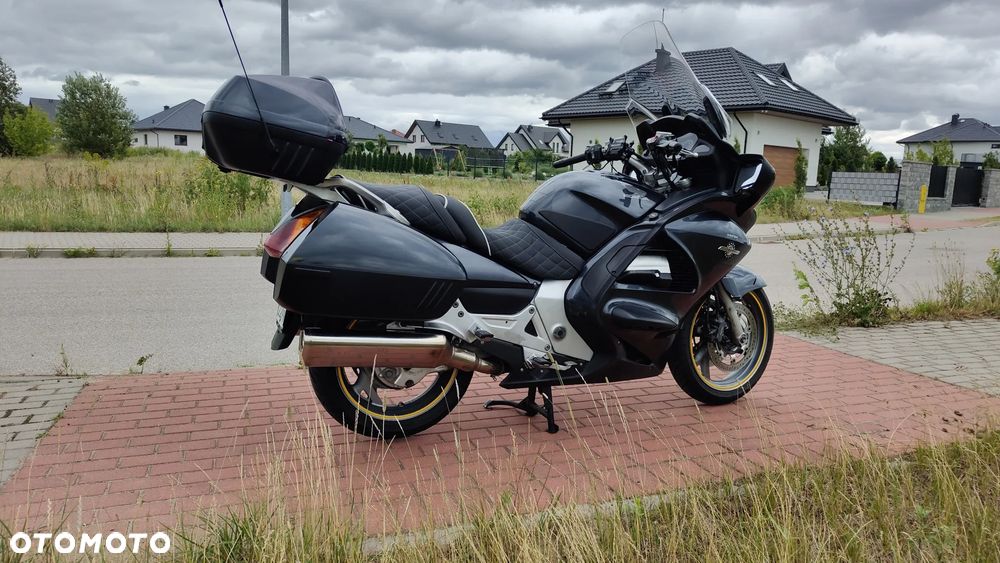 Honda ST - 17