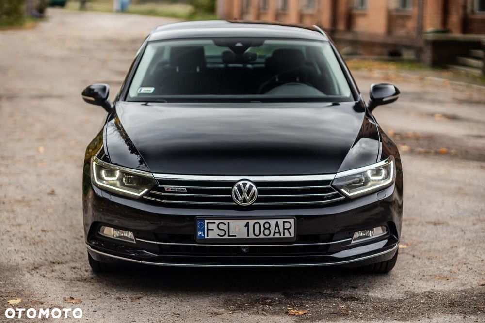 Volkswagen Passat 2.0 TDI Bi-Turbo BMT 4Mot Highline DSG - 4