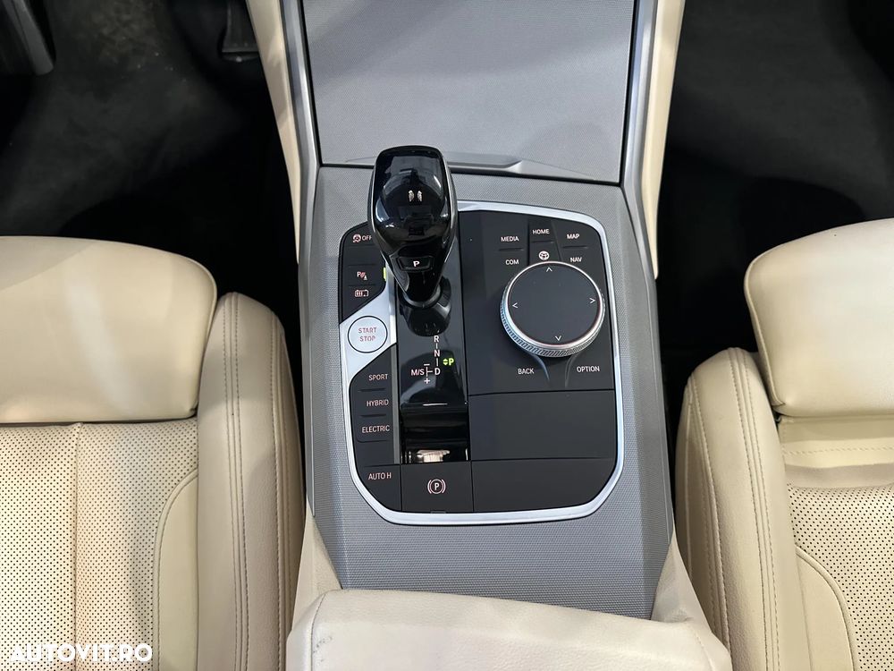 BMW Seria 3 320e AT PHEV - 19