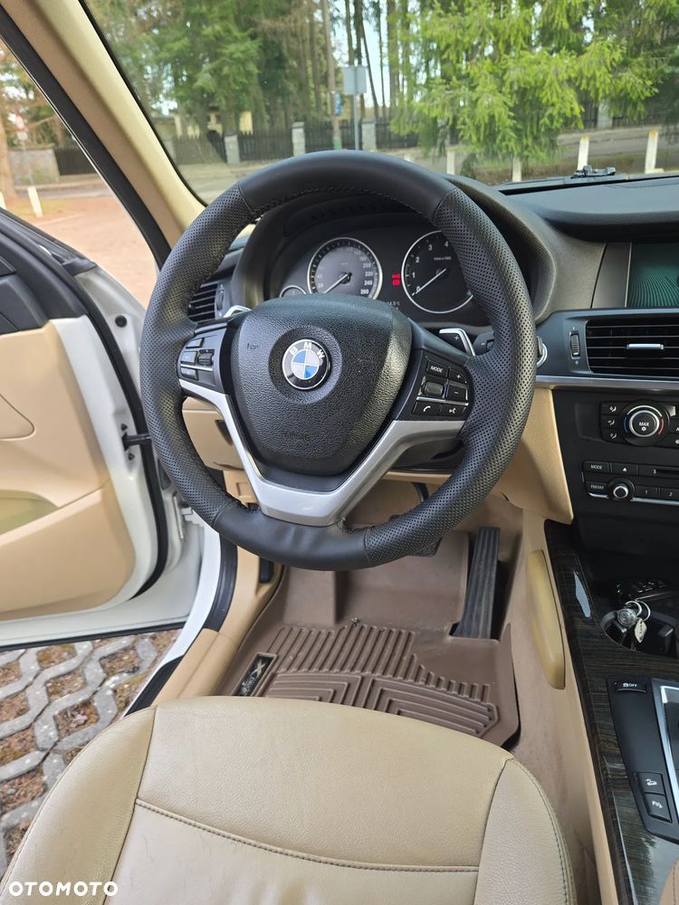 BMW X3 xDrive28i - 22