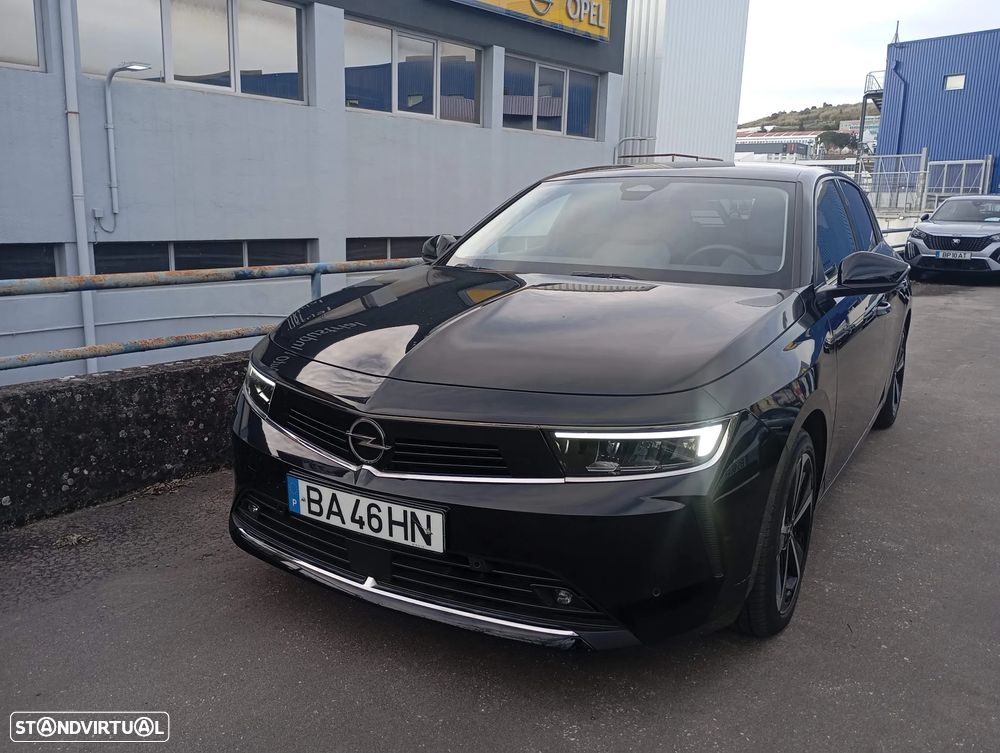 Opel Astra 1.5 D Elegance Aut. - 2