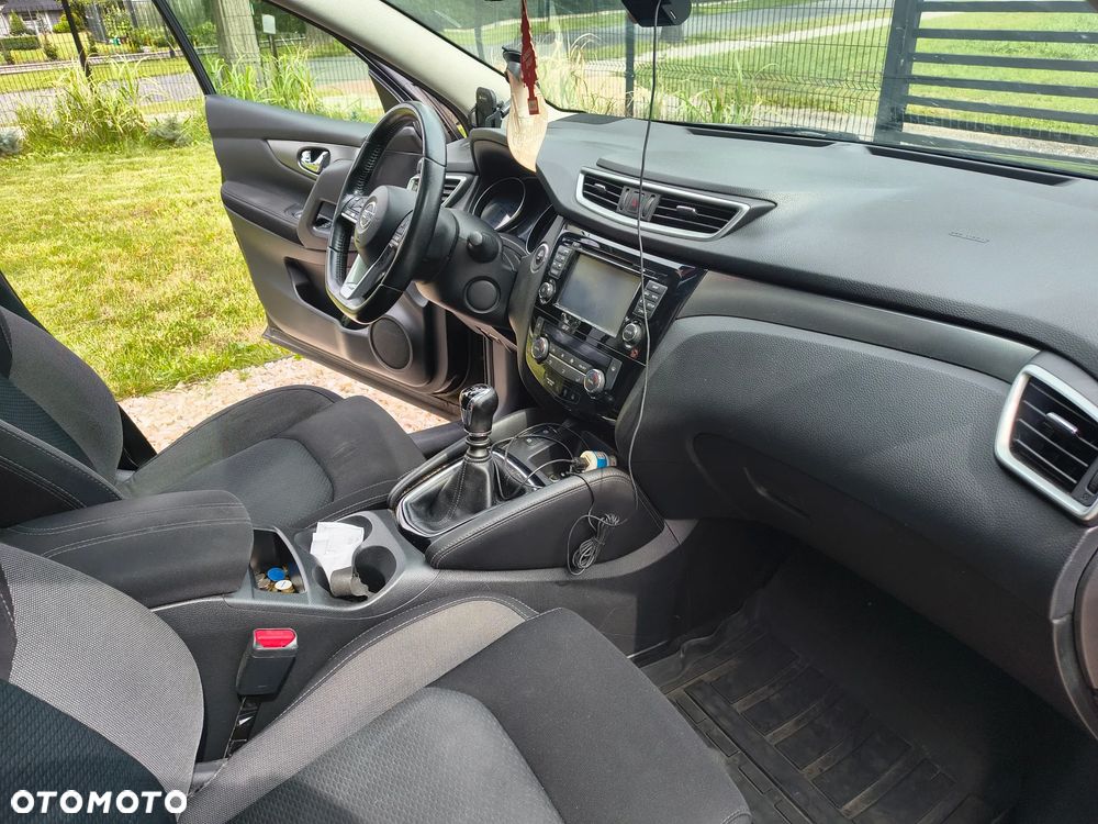 Nissan Qashqai 1.2 DIG-T N-Connecta - 6