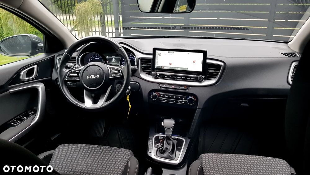 Kia Ceed 1.5 T-GDI M DCT - 14