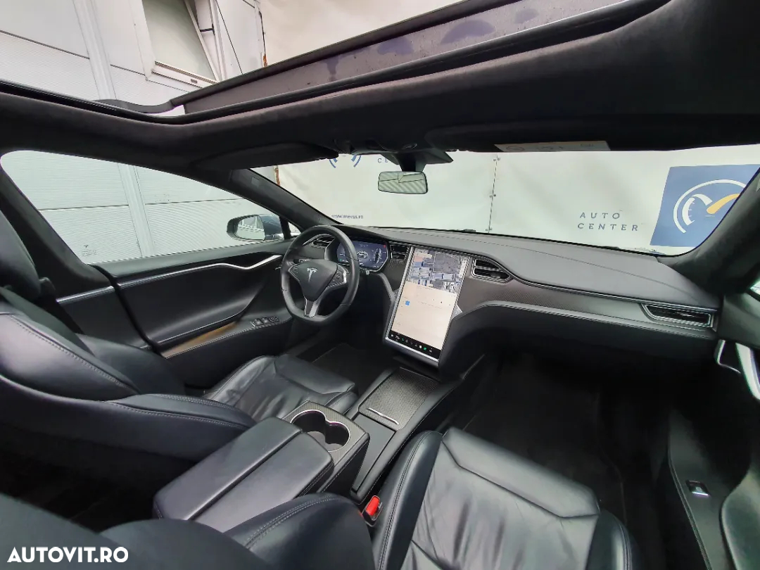 Tesla Model S - 13