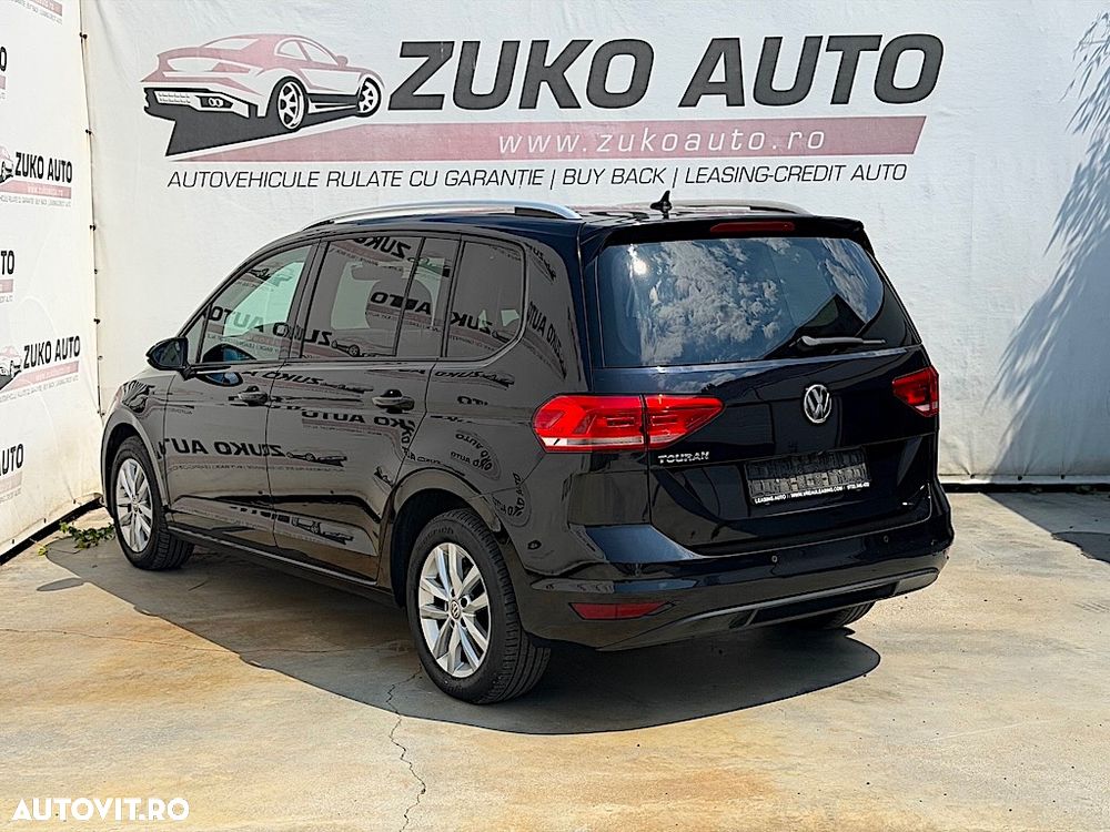 Volkswagen Touran 1.6 TDI SCR DSG Join - 4