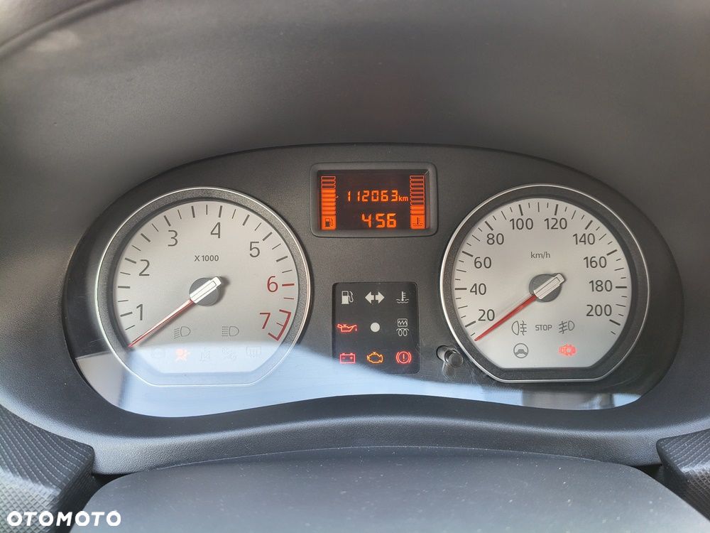 Dacia Logan 1.6 16V Laureate - 32