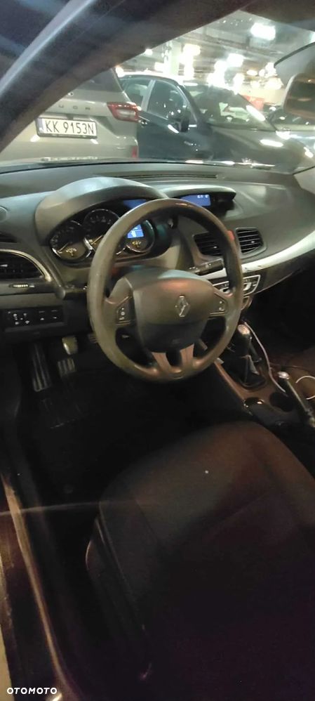 Renault Fluence 1.6 16V Expression Euro5 - 9