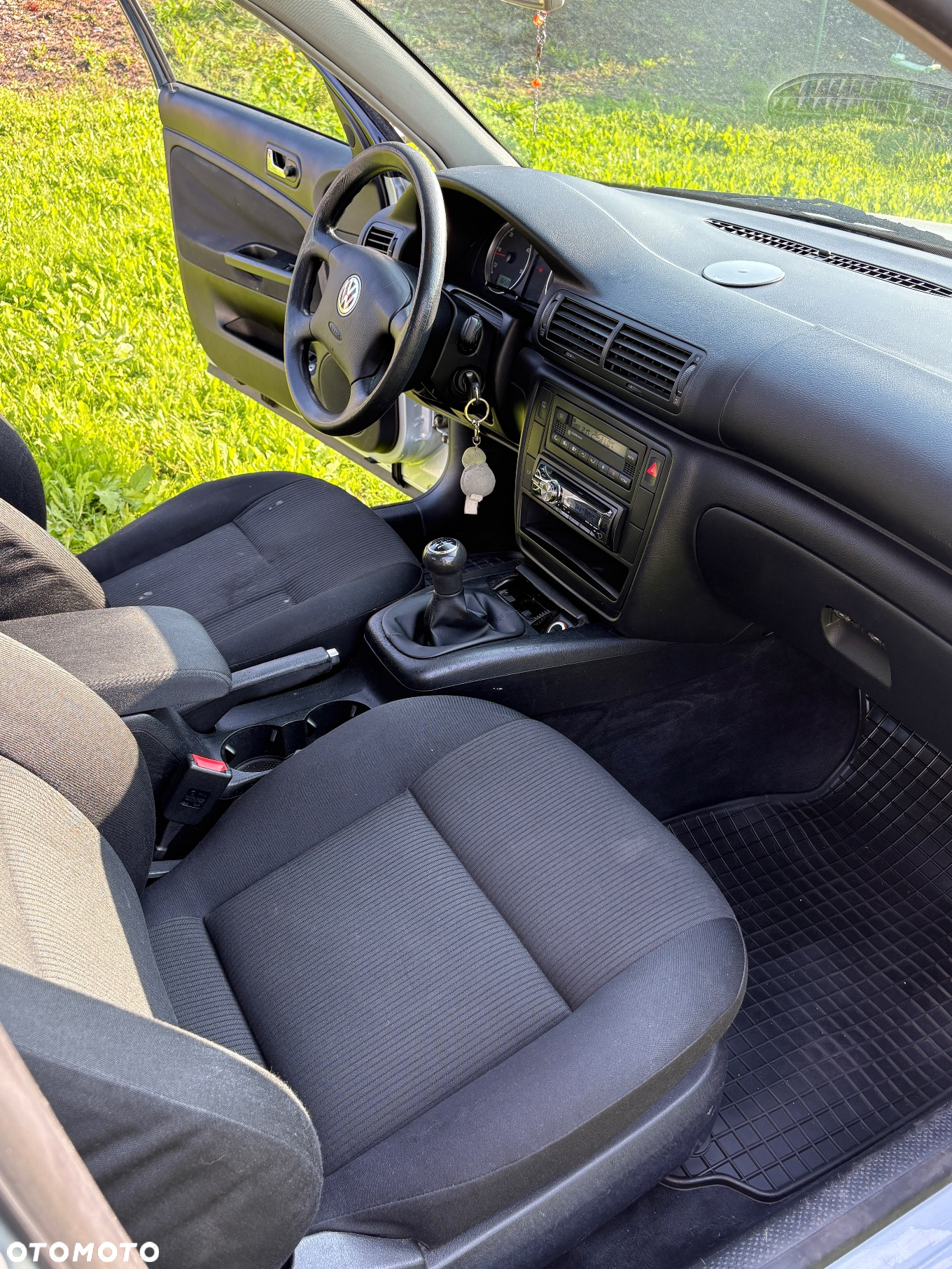 Volkswagen Passat 1.9 TDI Comfortline - 12