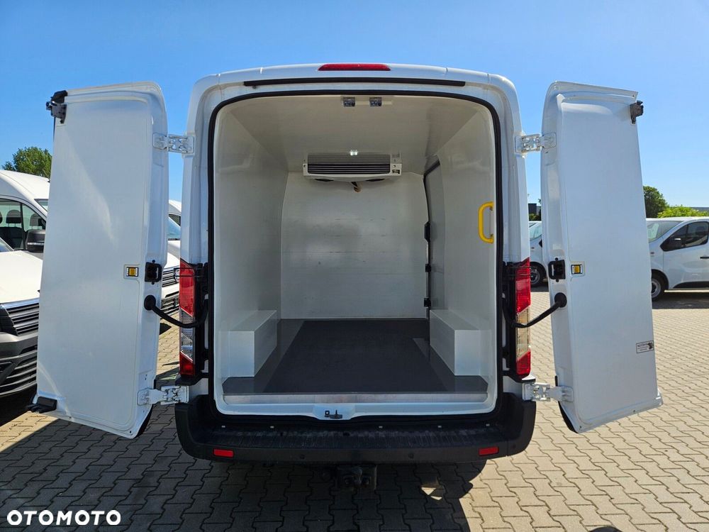 Ford transit L2H2 Chłodnia *64999zł NETTO* 2.0TdCi/131KM - 15
