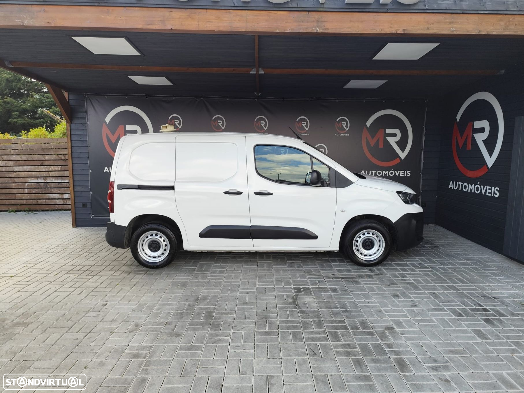 Peugeot Partner L1 1.5 BlueHDi Confort 102 Cv Isot. 3 Lug 5 Pts - 5