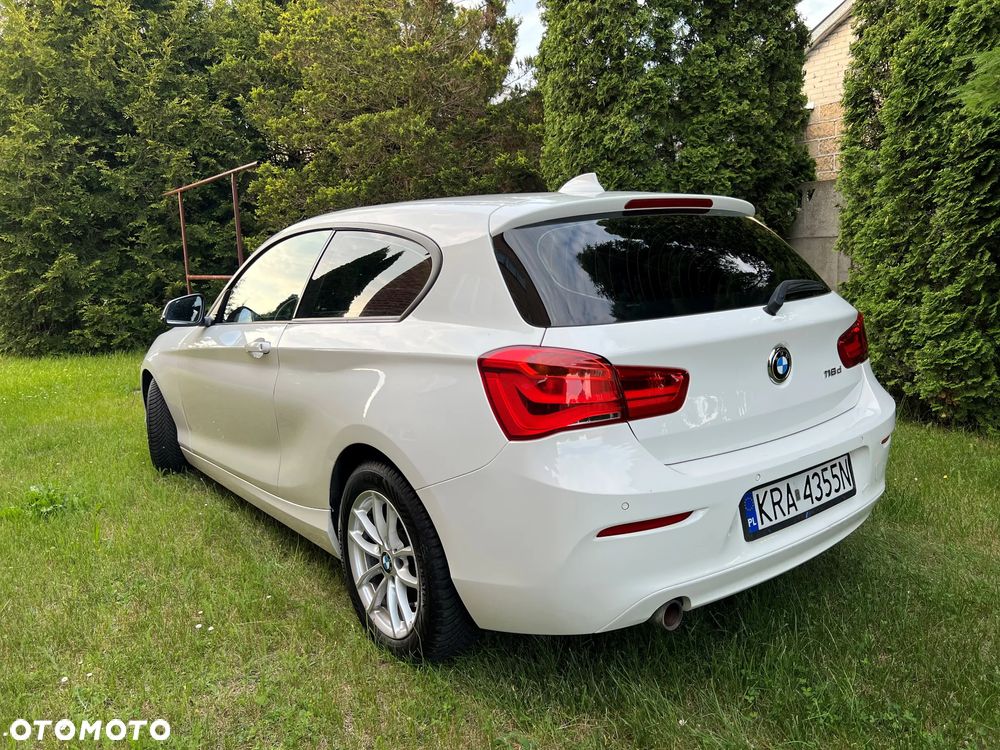 BMW Seria 1 118d Edition Metropolitan - 3
