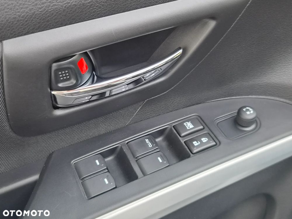 Suzuki SX4 S-Cross - 14