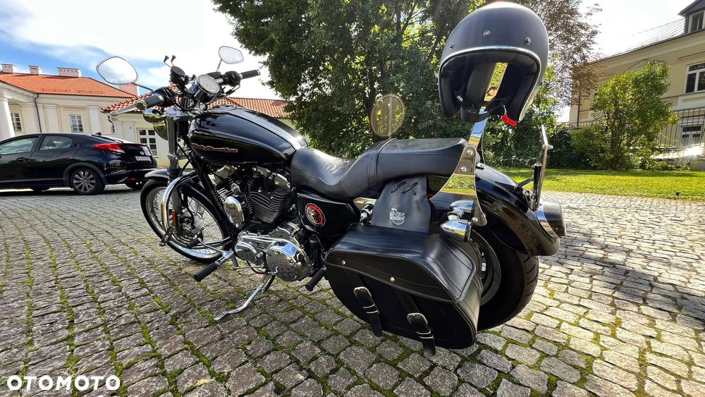 Harley-Davidson Sportster Custom 1200C - 4