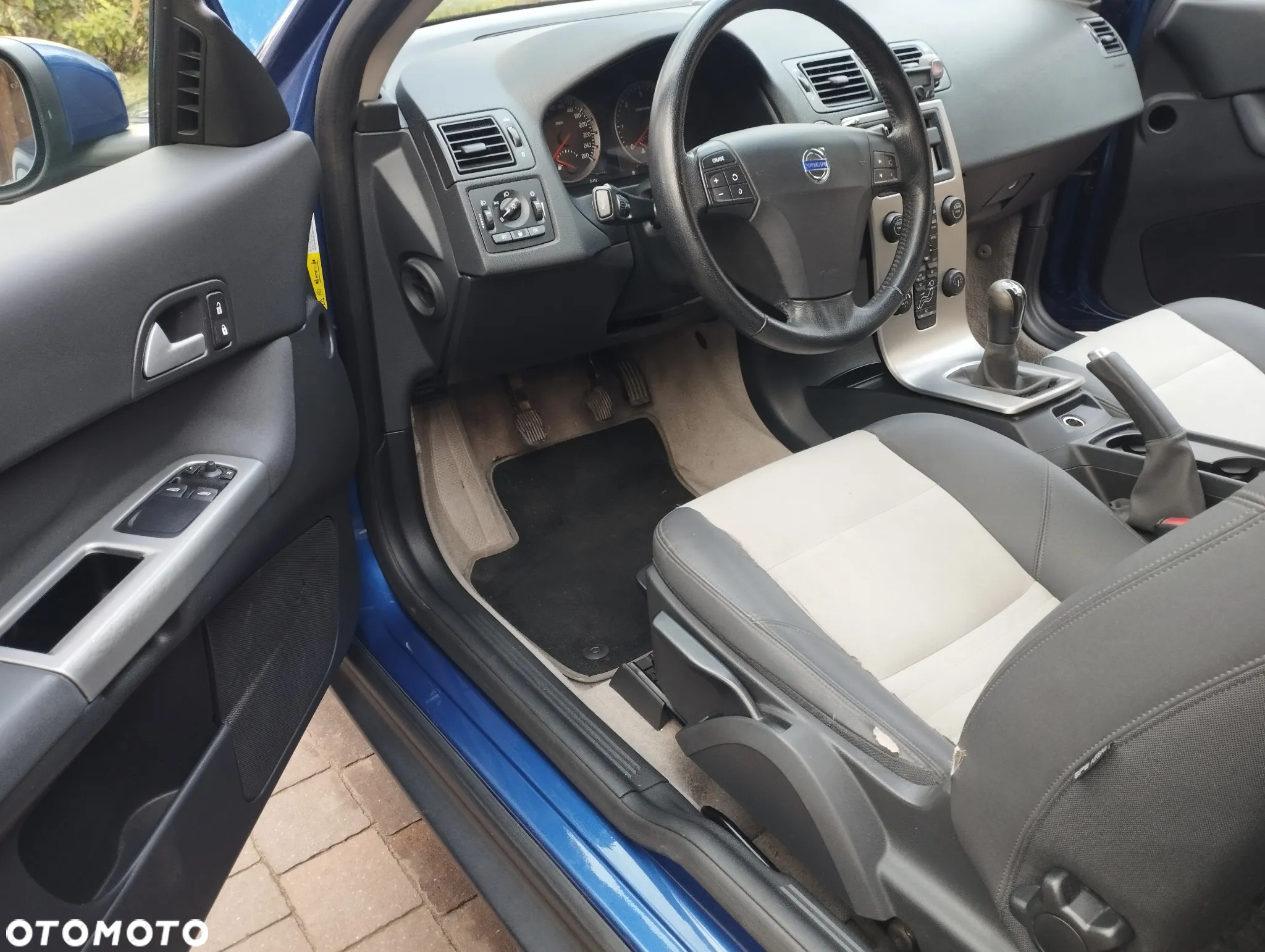 Volvo C30 1.6D DRIVe Momentum - 5