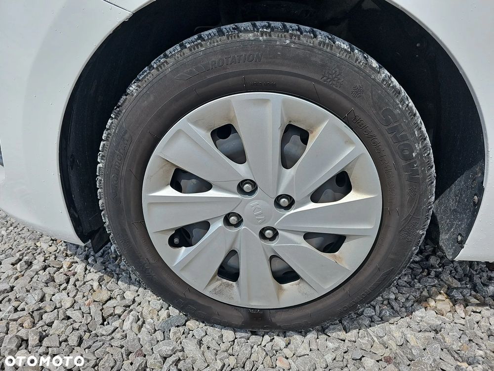 Kia Rio 1.2 M - 9