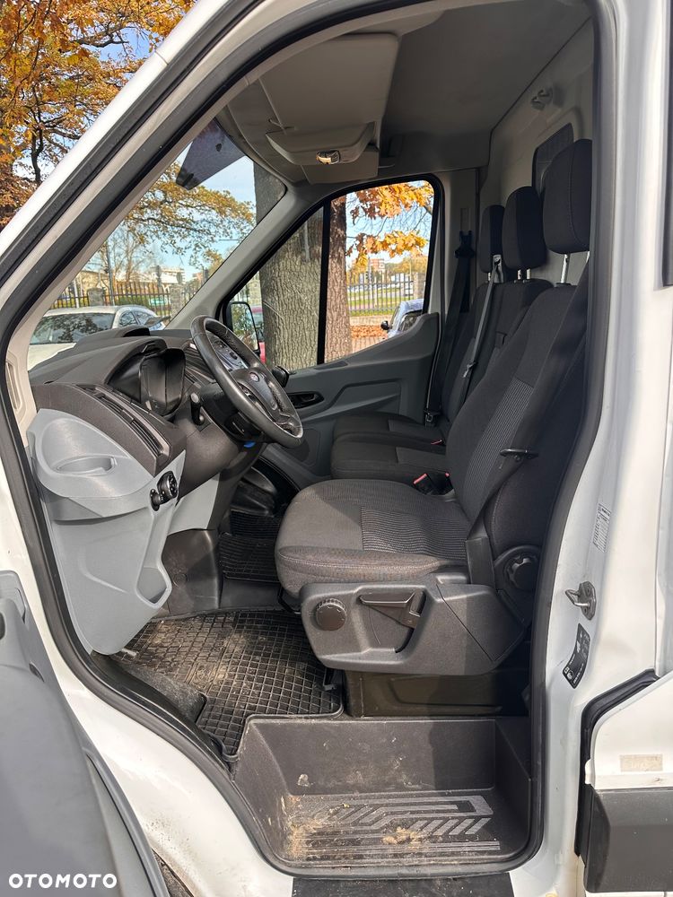 Ford TRANSIT - 21