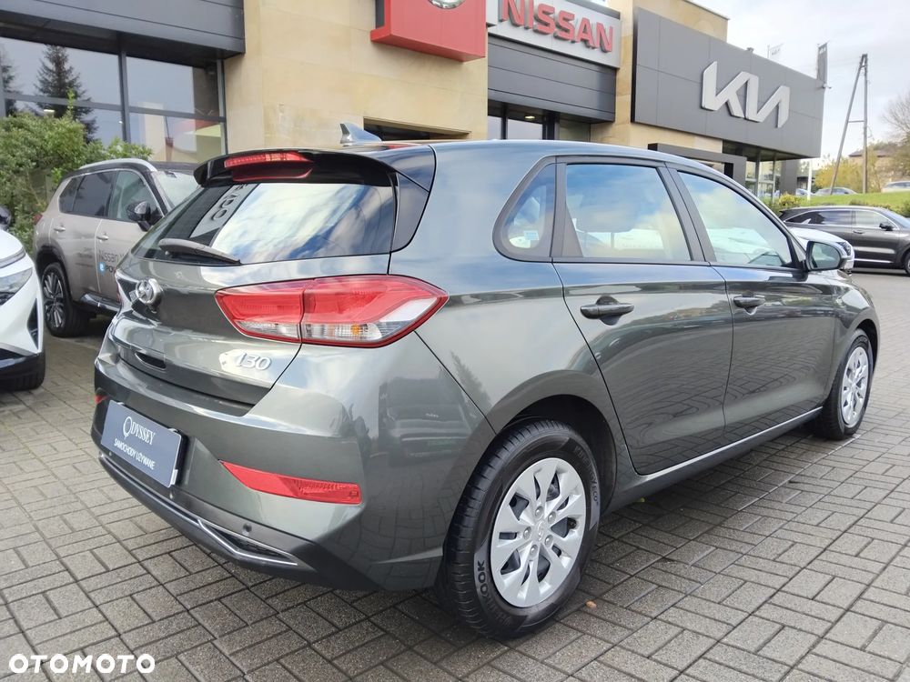 Hyundai i30 1.5 T-GDI 48V Modern - 3