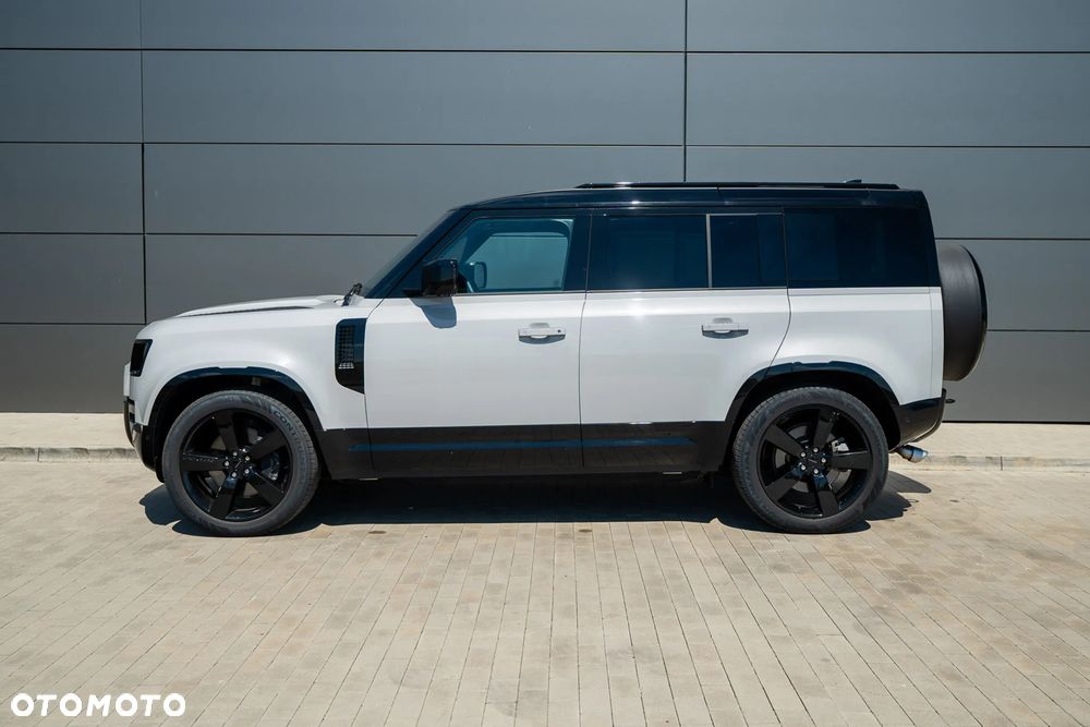 Land Rover Defender 5.0 P425 X-Dynamic HSE - 6
