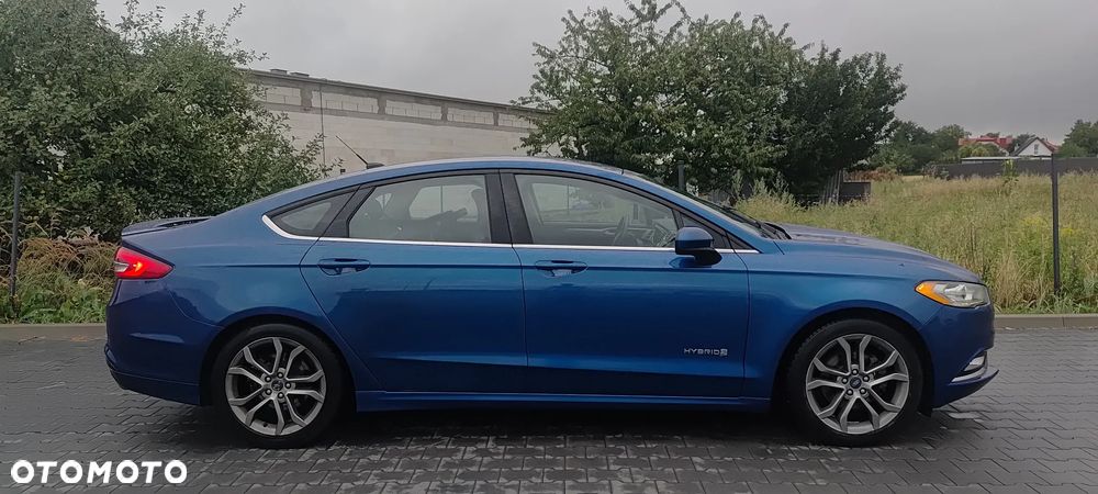 Ford Fusion - 5