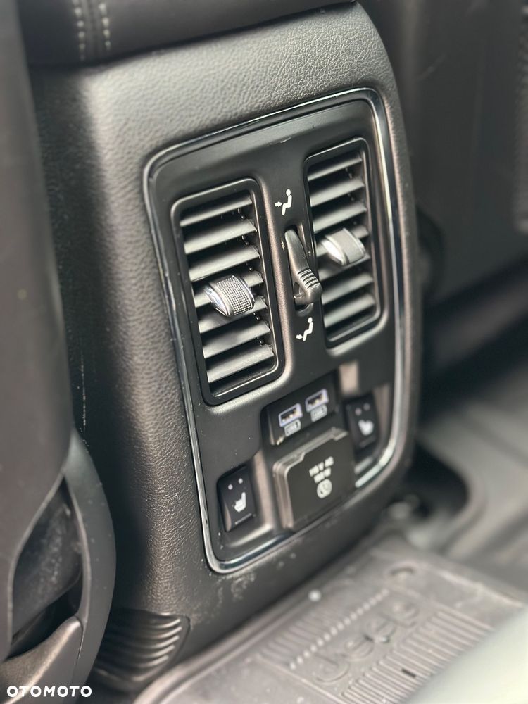 Jeep Grand Cherokee Gr 6.4 V8 SRT8 - 40