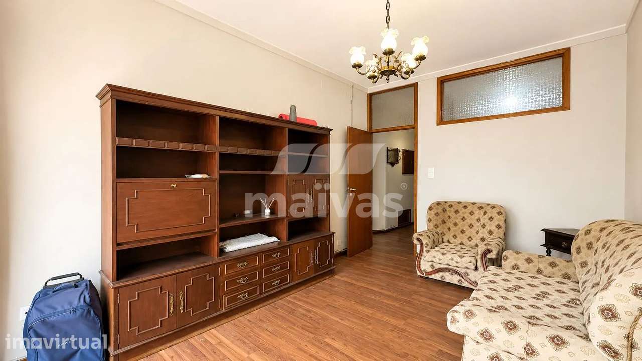 Apartamento T1 - Rua Santa Catarina, Porto - Grande imagem: 4/19