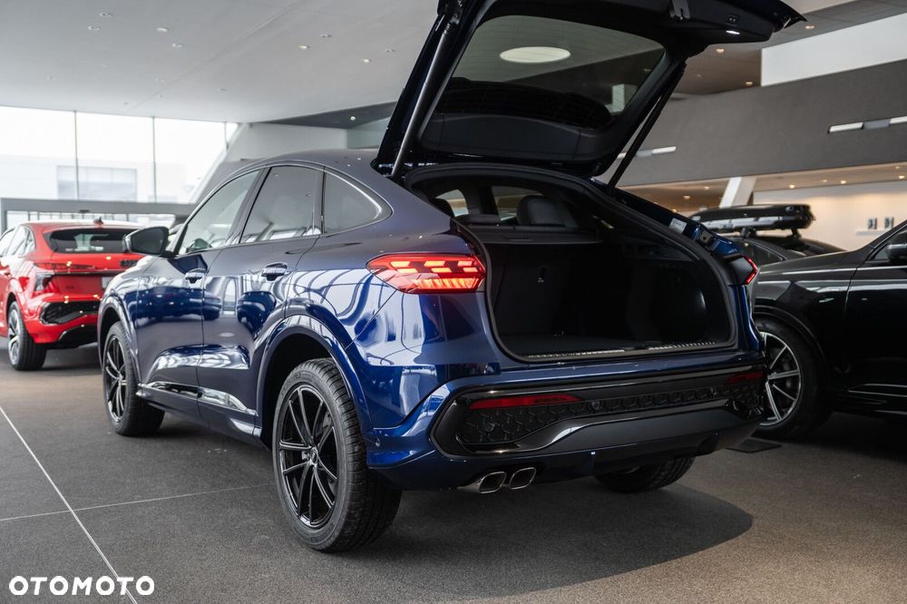 Audi Q5 Sportback - 9