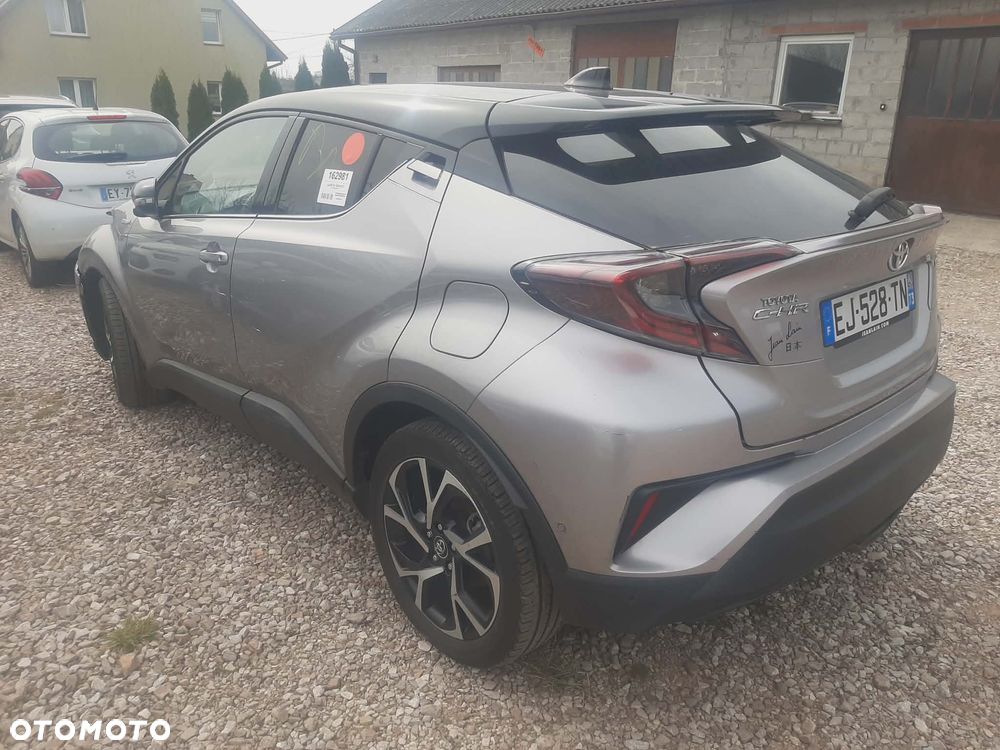 Toyota C-HR Business-Edition - 3