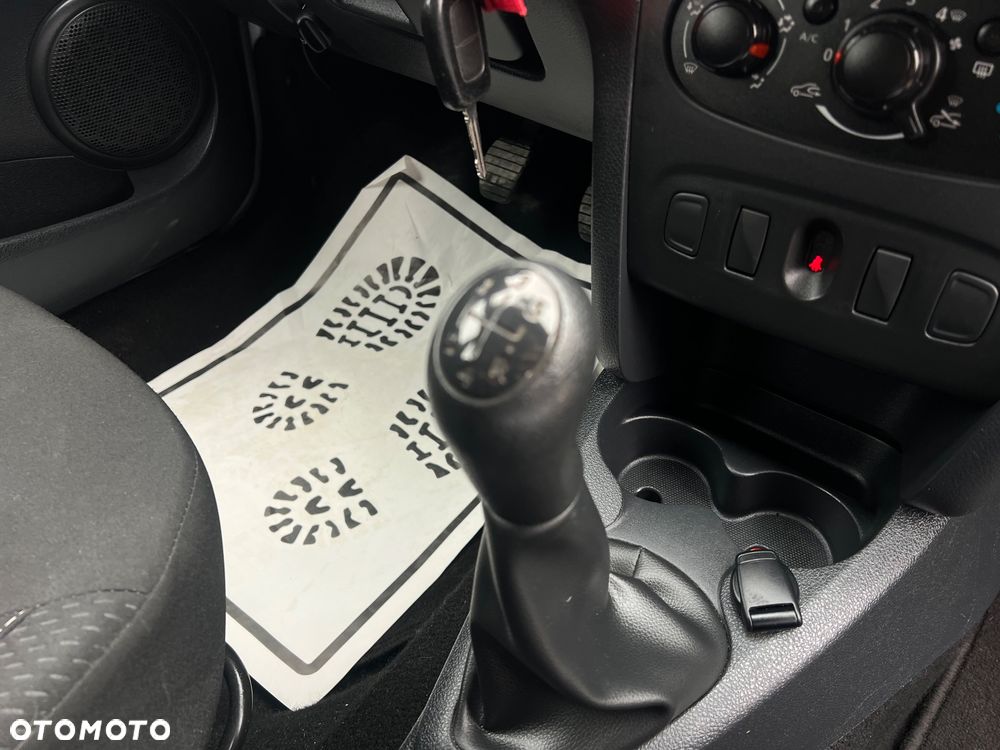 Dacia Sandero SCe 75 Essentiel - 24