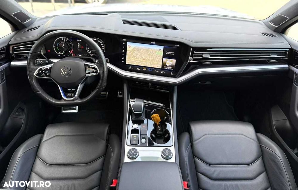 VOLKSWAGEN Touareg 2022 — imagine 26