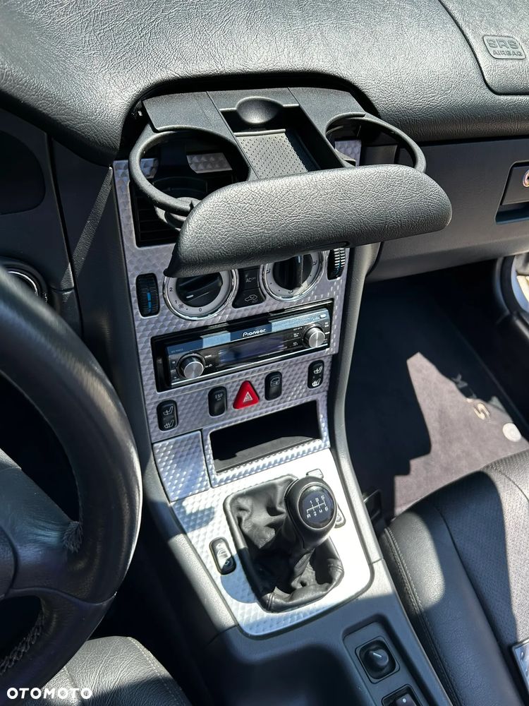 Mercedes-Benz SLK - 11