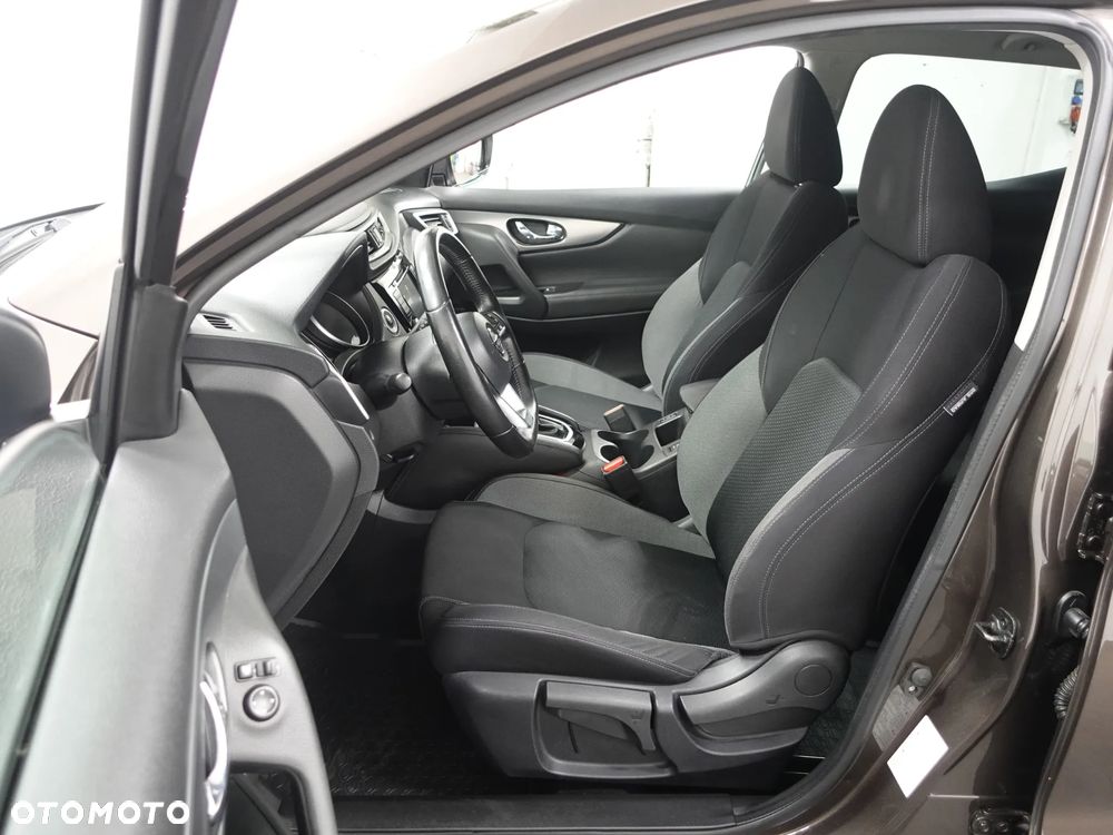 Nissan Qashqai 1.3 DIG-T DCT N-WAY - 20