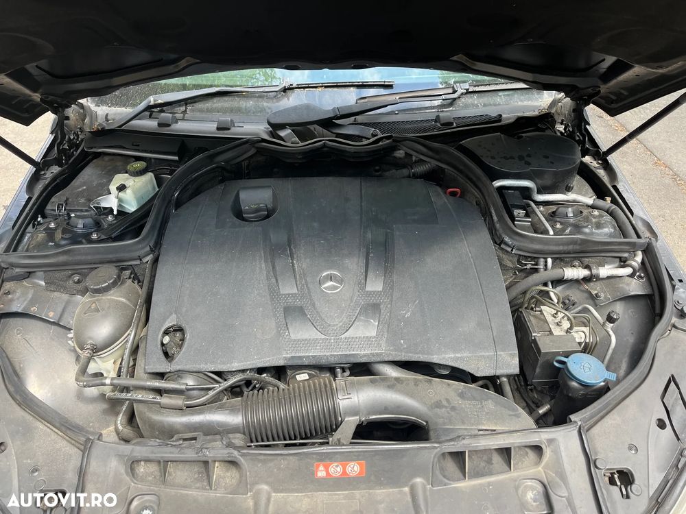 Dezmembrez Mercedes Benz C200  W204 CDI cutie automata break 2009 Euro 4 2,2 diesel  100 KW - 9