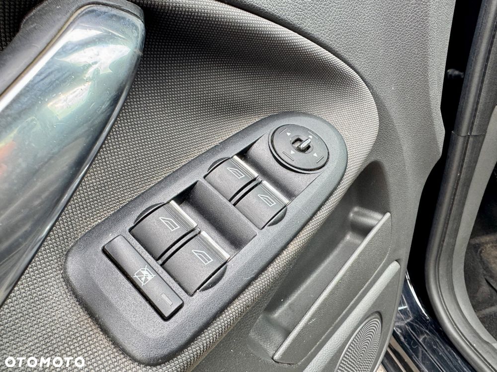 Ford C-MAX 1.6 Trend - 16
