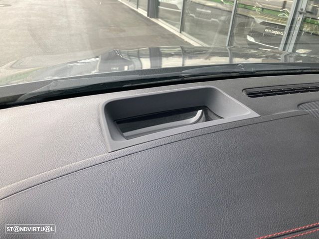 Mercedes-Benz EQA 250 AMG Line - 13