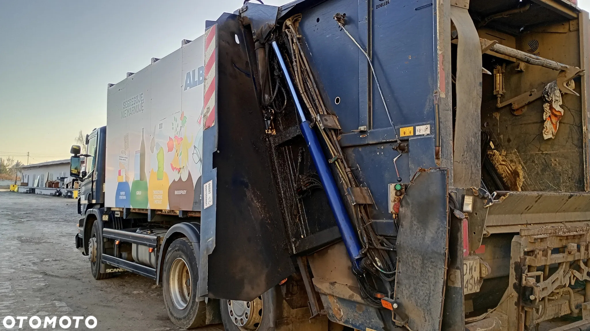FV.  DŁUGI Siłownik  Hydrauliczny prasy ściany wypychającej dwustronnego działania  4 stopniowy  Rozłożony 440 cm Złożony 145 cm Skok 295 cm MOCNY - 14