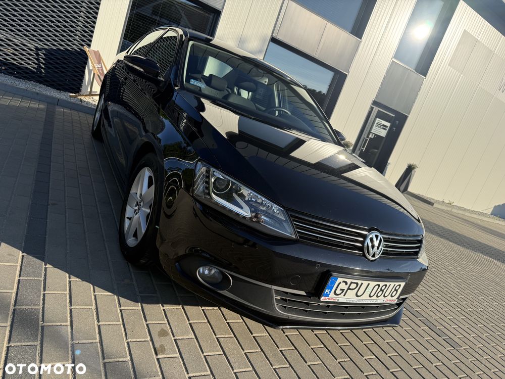 Volkswagen Jetta 1.6 TDI Comfortline - 3
