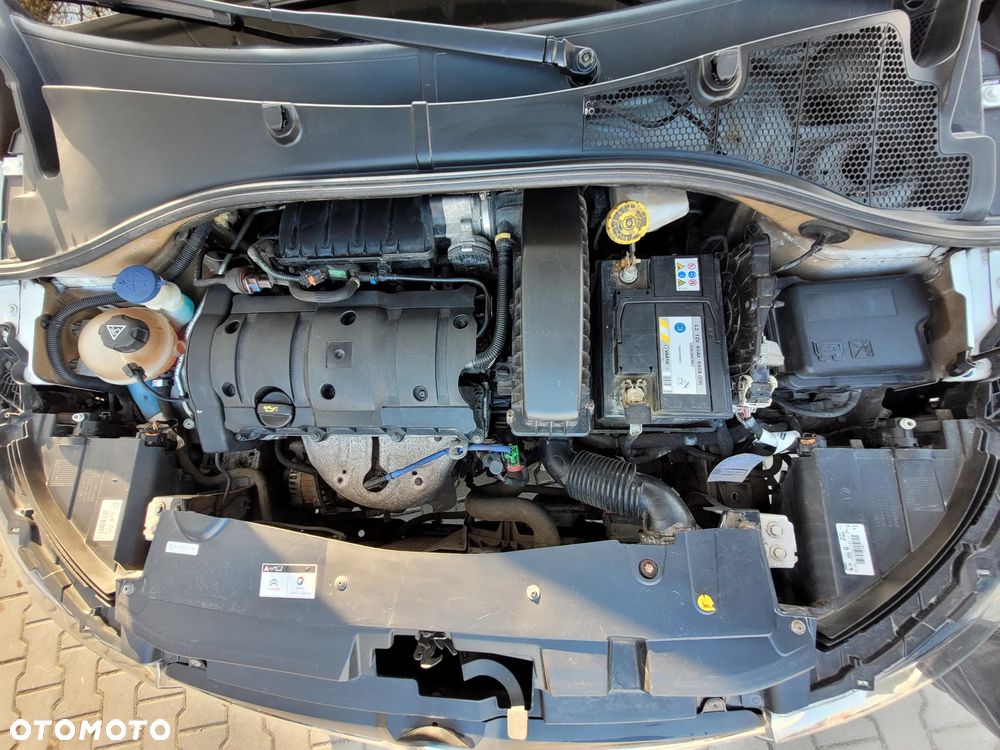 Citroën C-Elysée 1.6 VTi Feel - 19