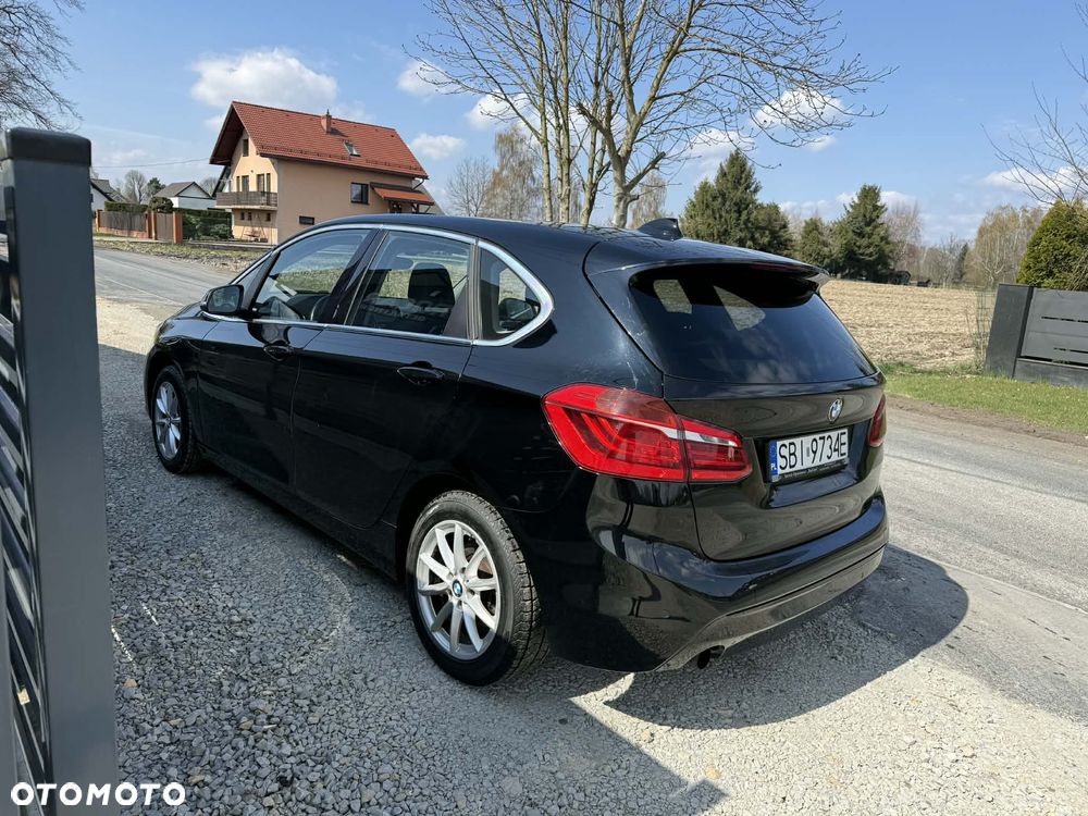 BMW Seria 2 218i - 6