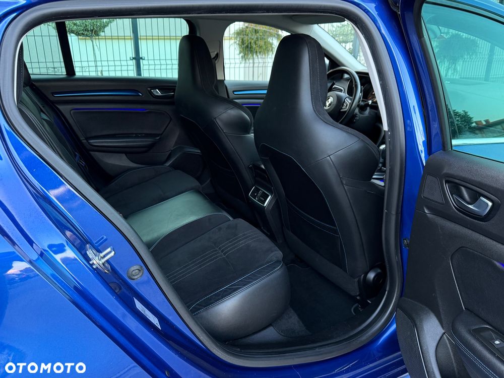 Renault Megane ENERGY TCe 205 EDC GT - 20