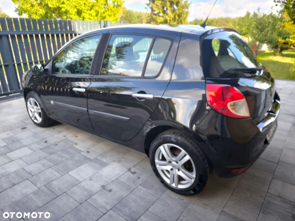 Renault Clio 1.2 16V Dynamique - 3