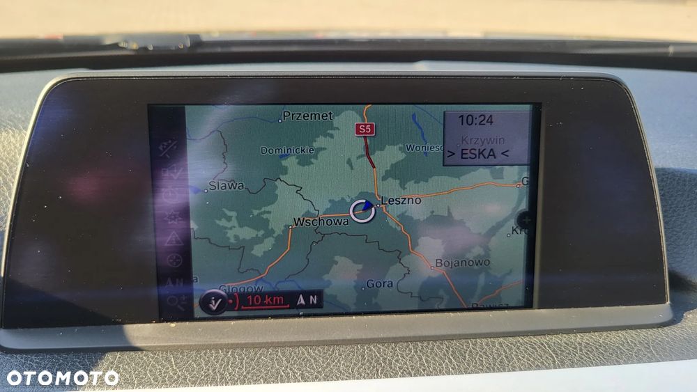 BMW Seria 3 328i Luxury Line - 17