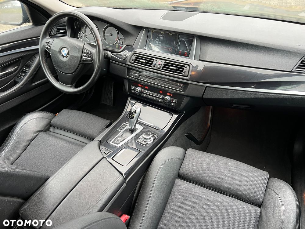 BMW Seria 5 520d - 35